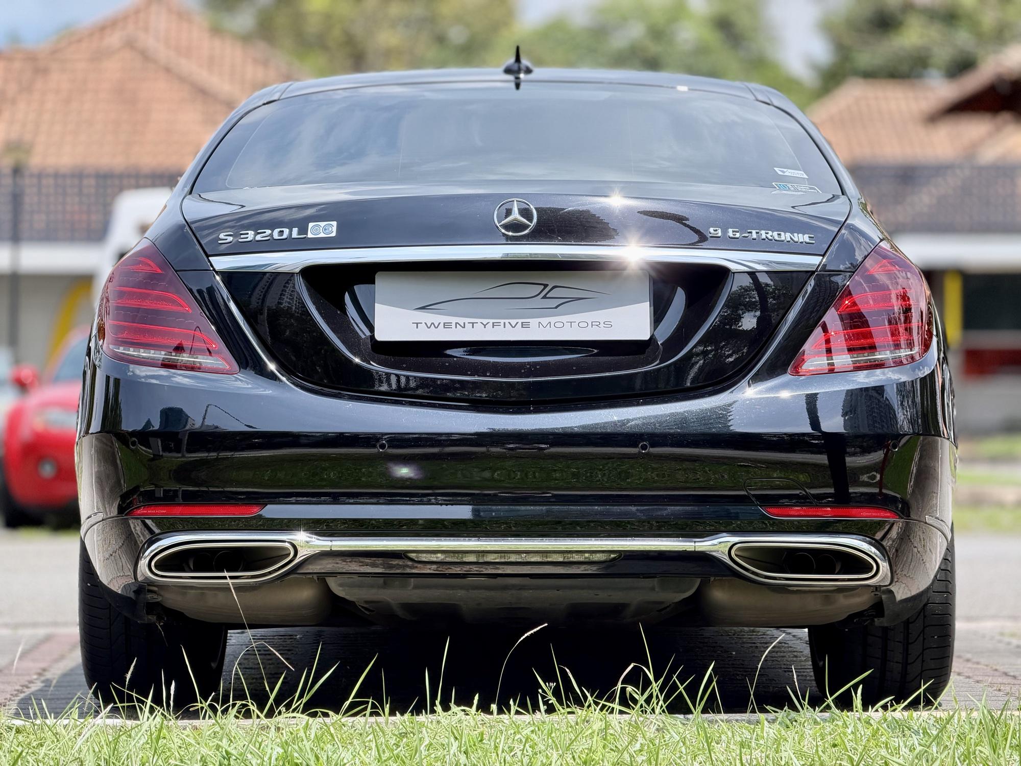 Mercedes-Benz S-Class photo 4